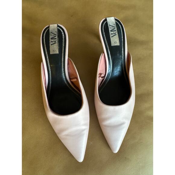 Zara pale pink leather pointy toe kitten heel mule slip ons / size 37 / US 6.5 - Picture 3 of 7